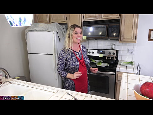 ❤️ Stepmom milking him in the kitchen before his date. ❤️ Porno vk at en-gb.it-com.top ️